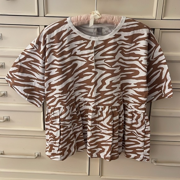 NWT asos animal print with peplum bottom size 8 - Picture 1 of 5
